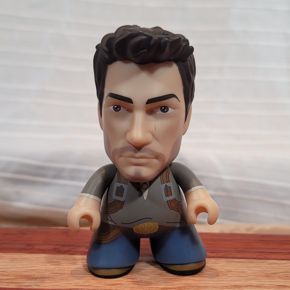 The Last of US Titans Vinyl Figurine-Nathan Drake